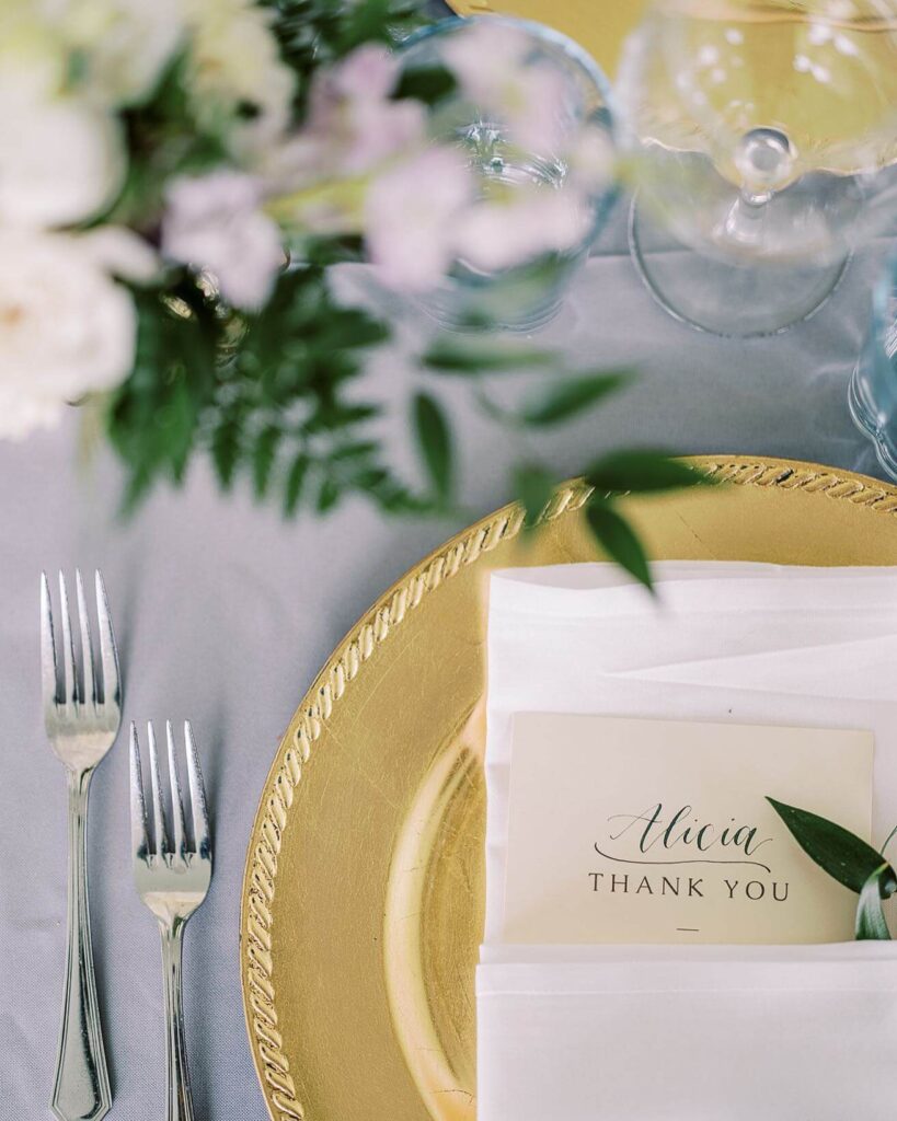Wedding Place Card Ideas to Wow Your Guests 27