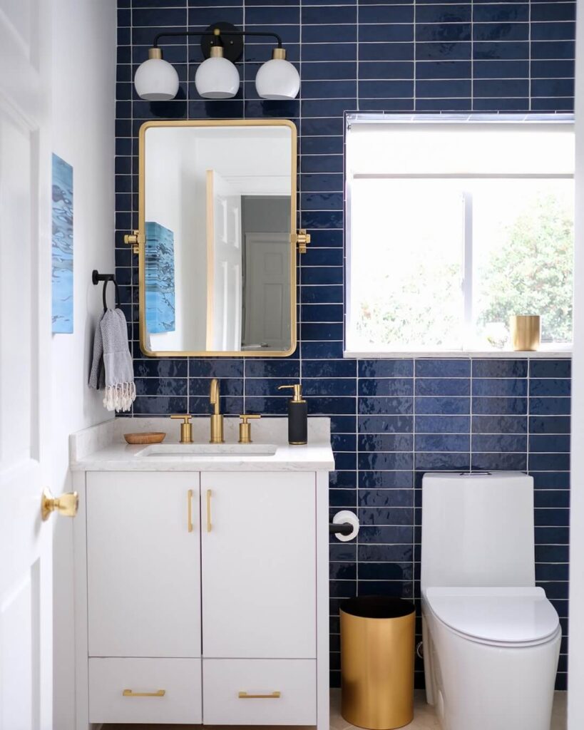 Stunning Bathroom Tile Ideas to Inspire You 27
