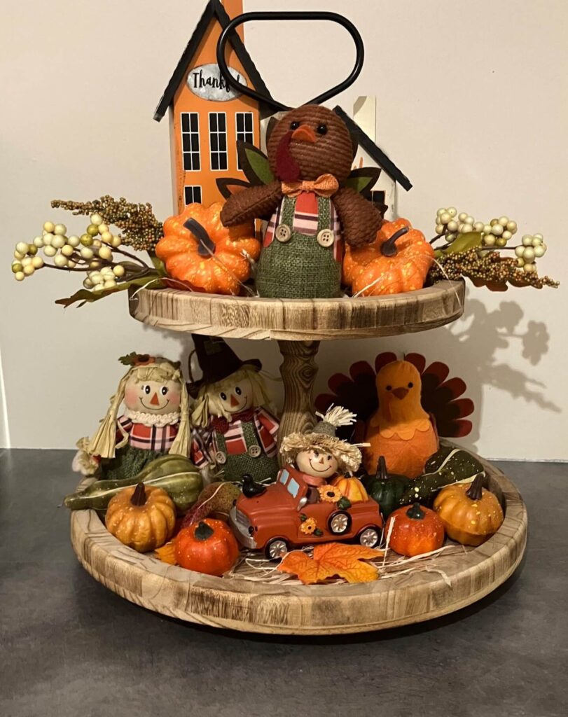 Tiered Tray Thanksgiving Ideas to Try Now 28