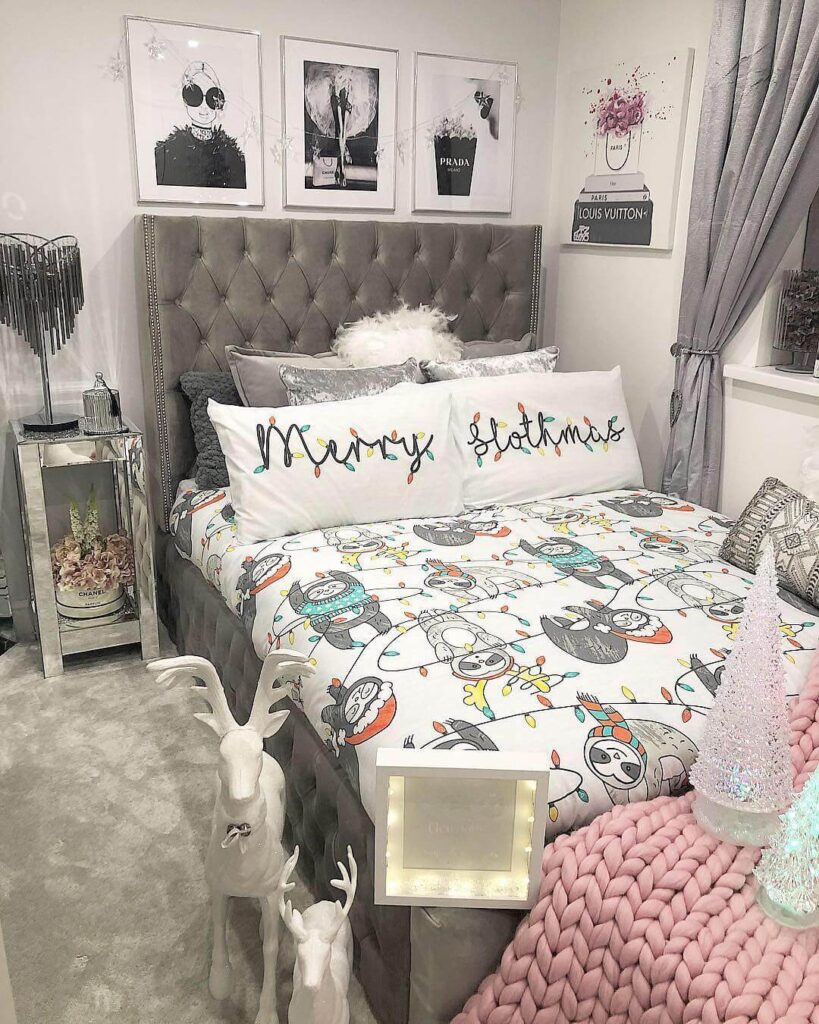 Christmas Bedding Ideas for a Festive Bedroom 28