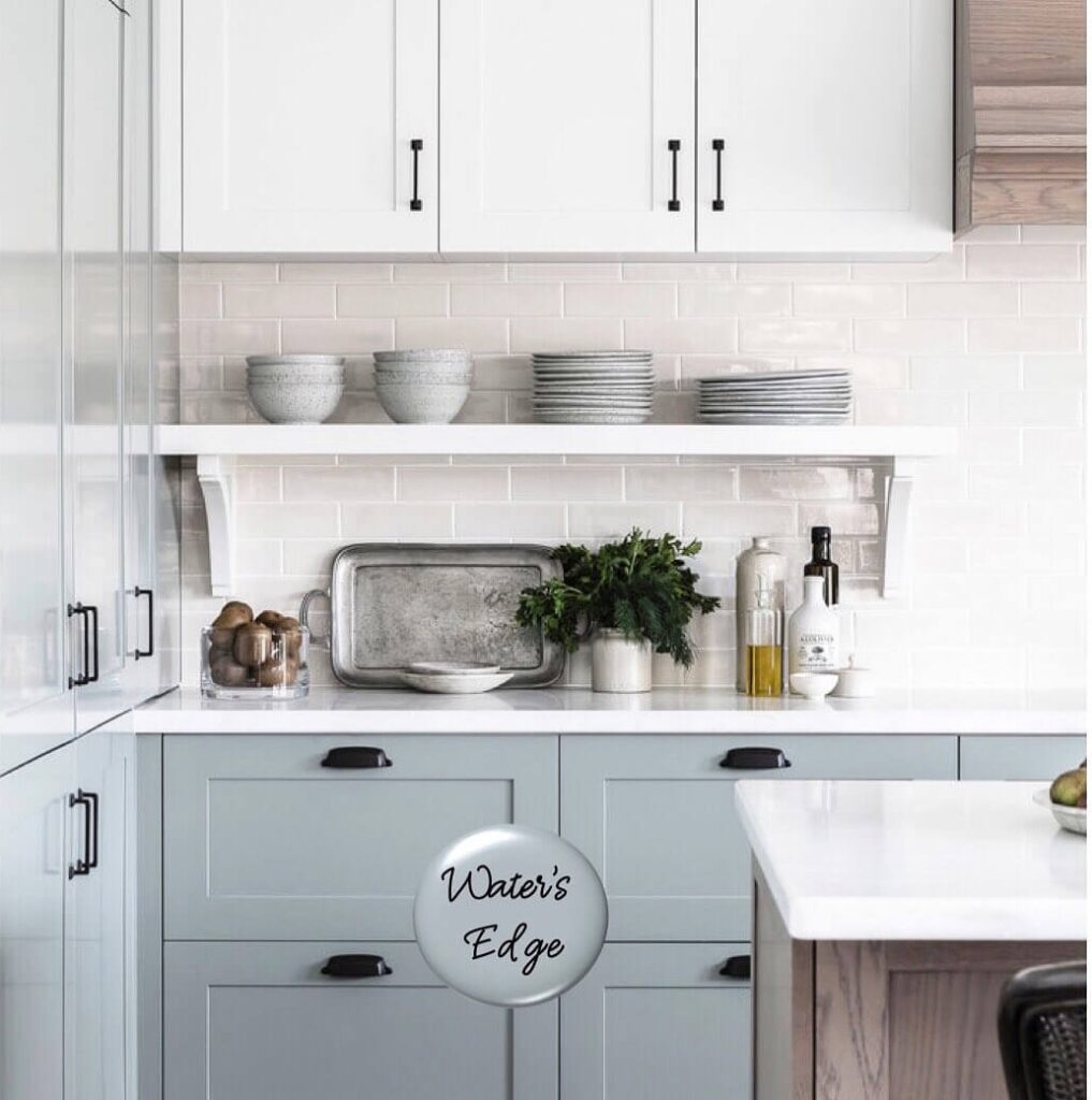 Trending Kitchen Cabinet Colors to Try Now 28