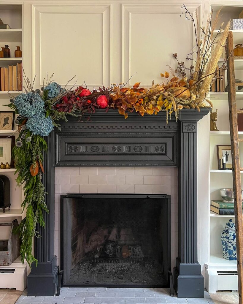 Thanksgiving Mantel Decor Ideas to Try Now 3