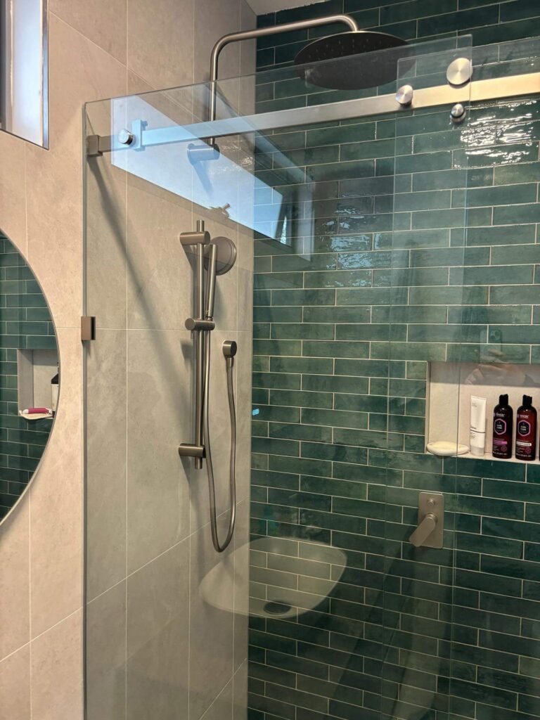 Stunning Bathroom Tile Ideas to Inspire You 30