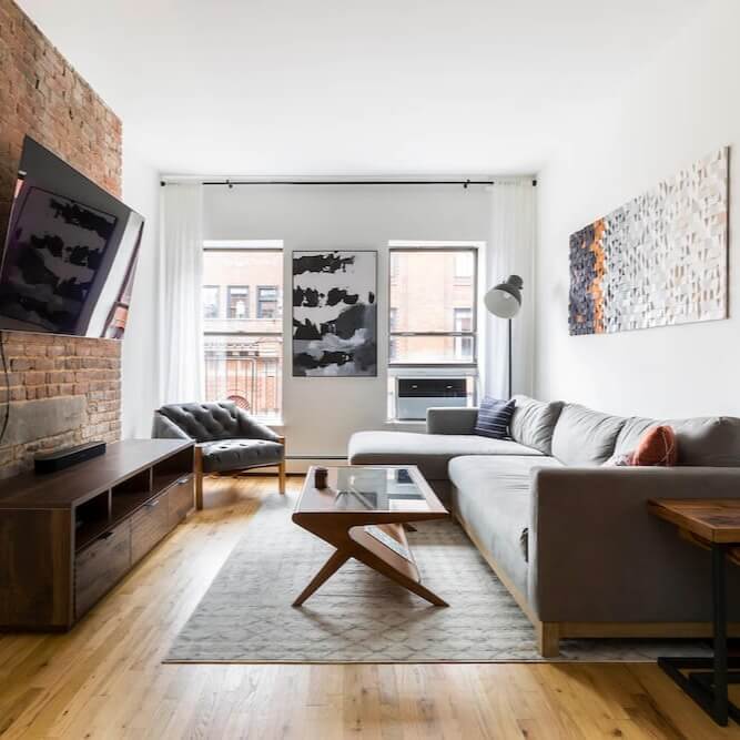 Small Living Room Layouts That Maximize Space 32