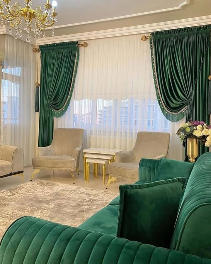 Curtain Color Ideas to Refresh Any Room 34
