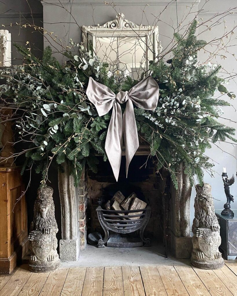 Christmas Mantel Decor Ideas to Try This Year 35