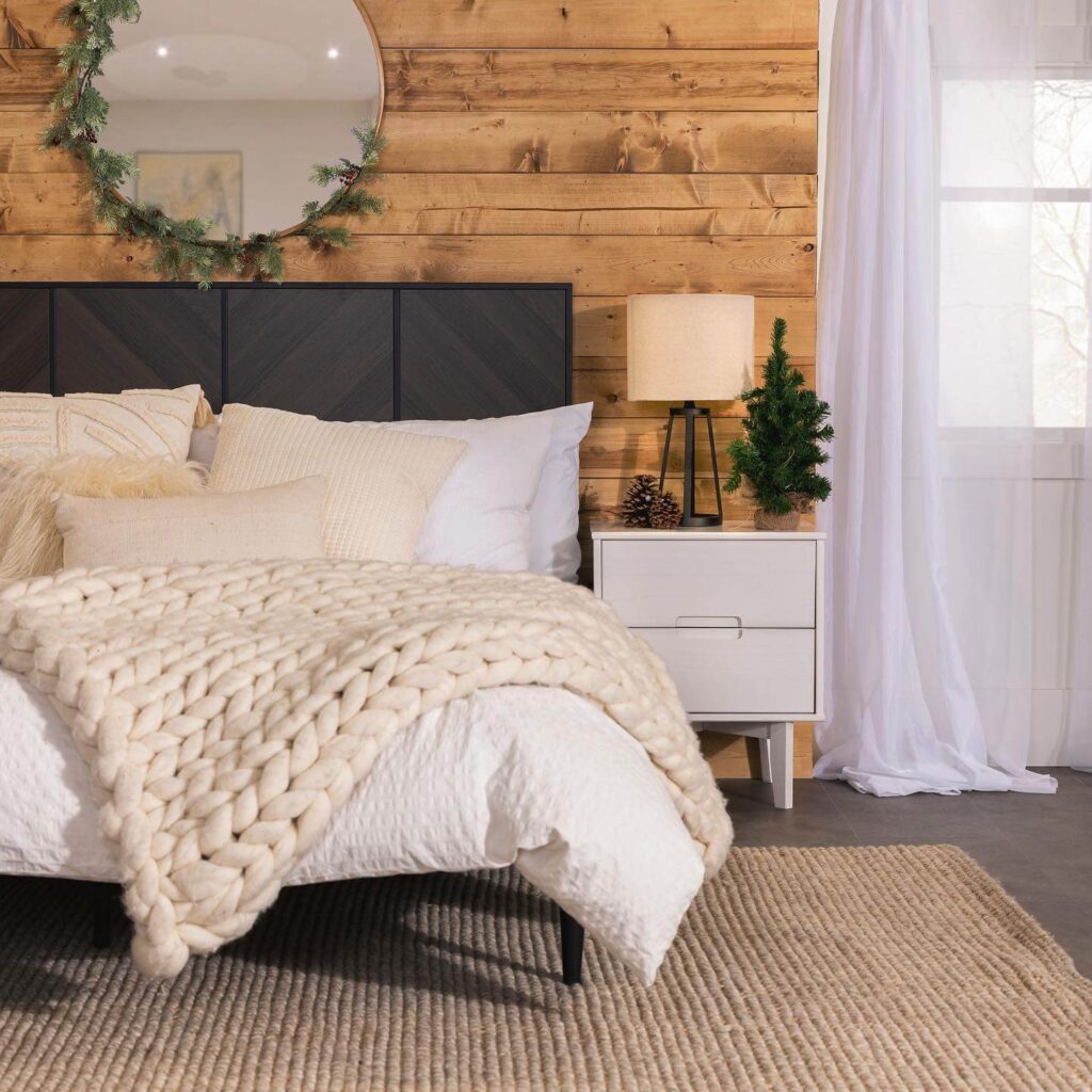 Christmas Bedroom Decor Ideas for Cozy Vibes 38