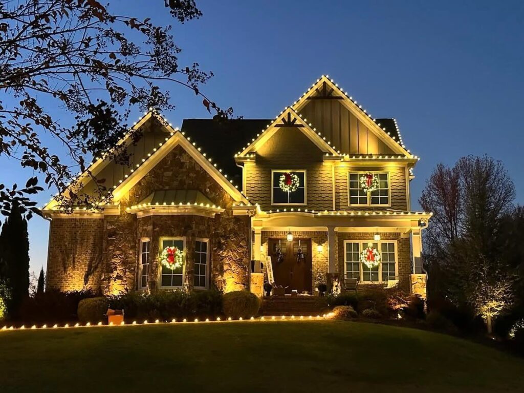 Christmas Lighting Ideas to Brighten the Season 38