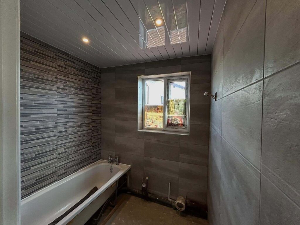 Stunning Bathroom Tile Ideas to Inspire You 4
