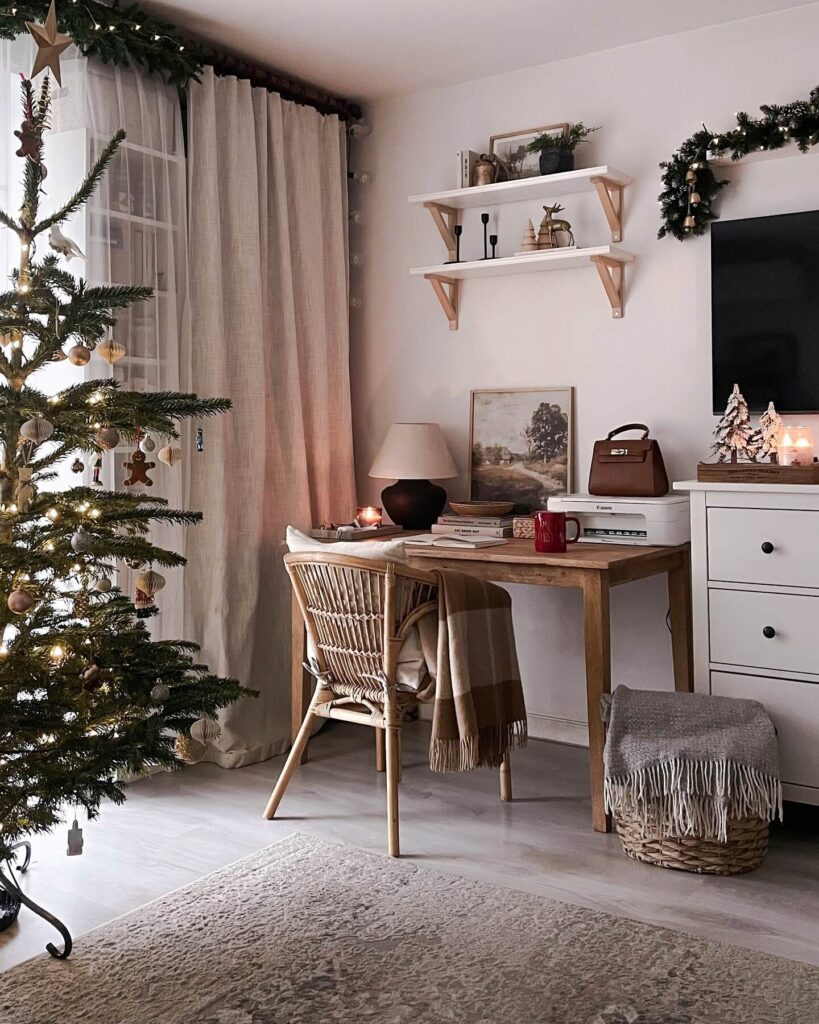 Christmas Decor Ideas for Every Style & Space 4