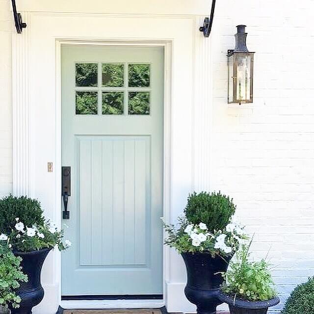 Front Door Color Ideas to Boost Curb Appeal 4