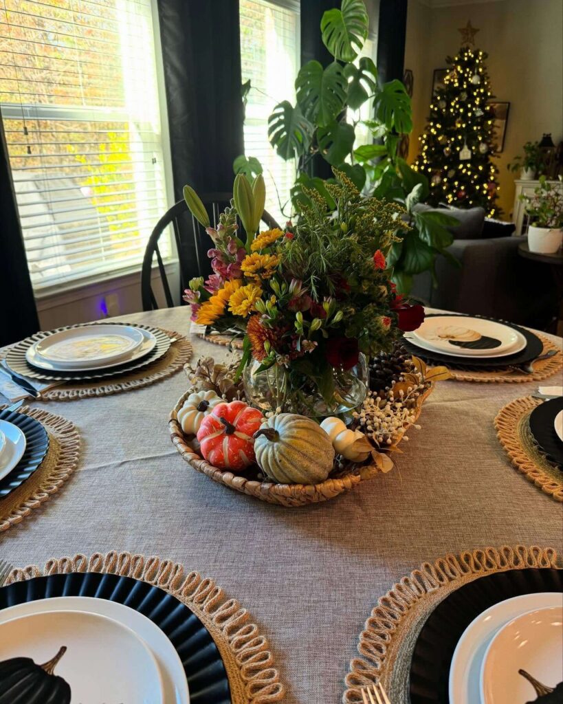 Thanksgiving Table Setting Ideas to Impress Guests 5