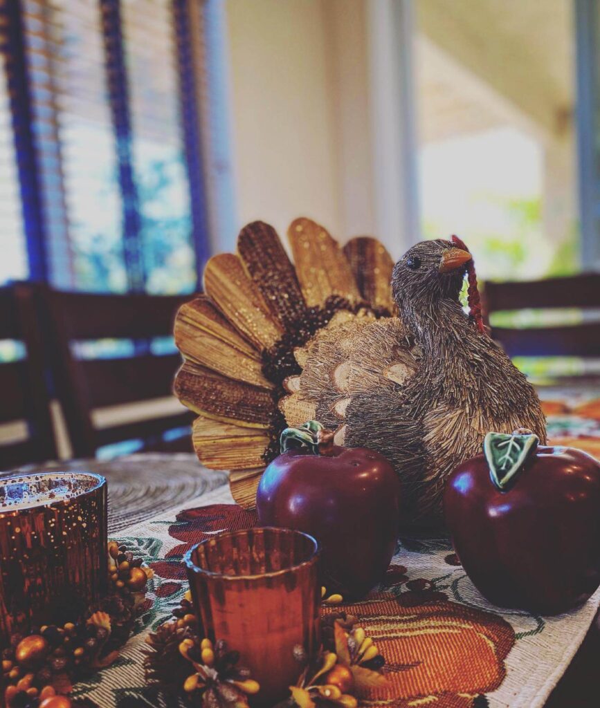 Thanksgiving Aesthetic Ideas for Every Style 5