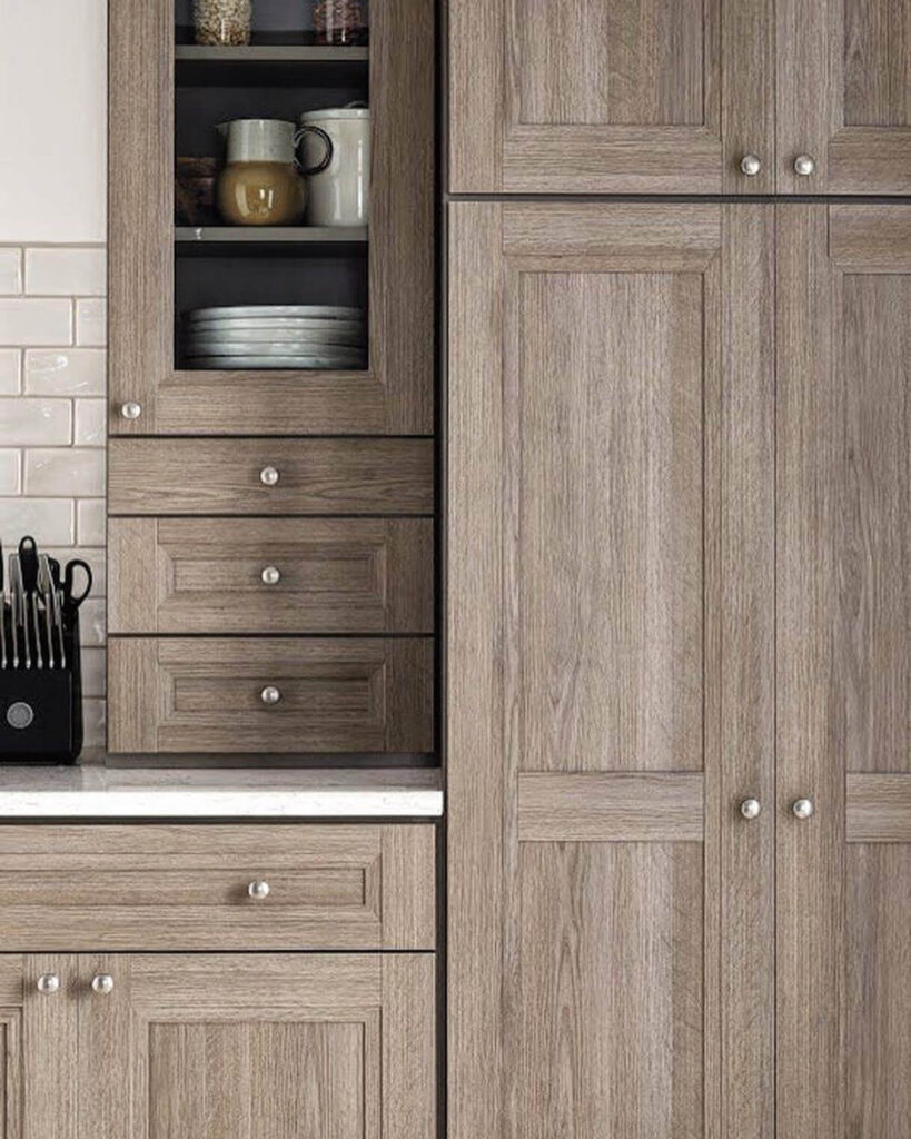 Trending Kitchen Cabinet Colors to Try Now 5