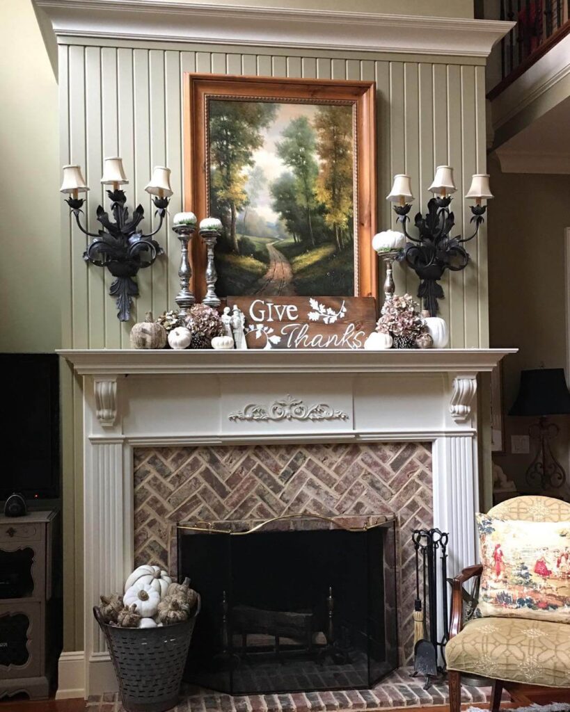 Thanksgiving Mantel Decor Ideas to Try Now 5