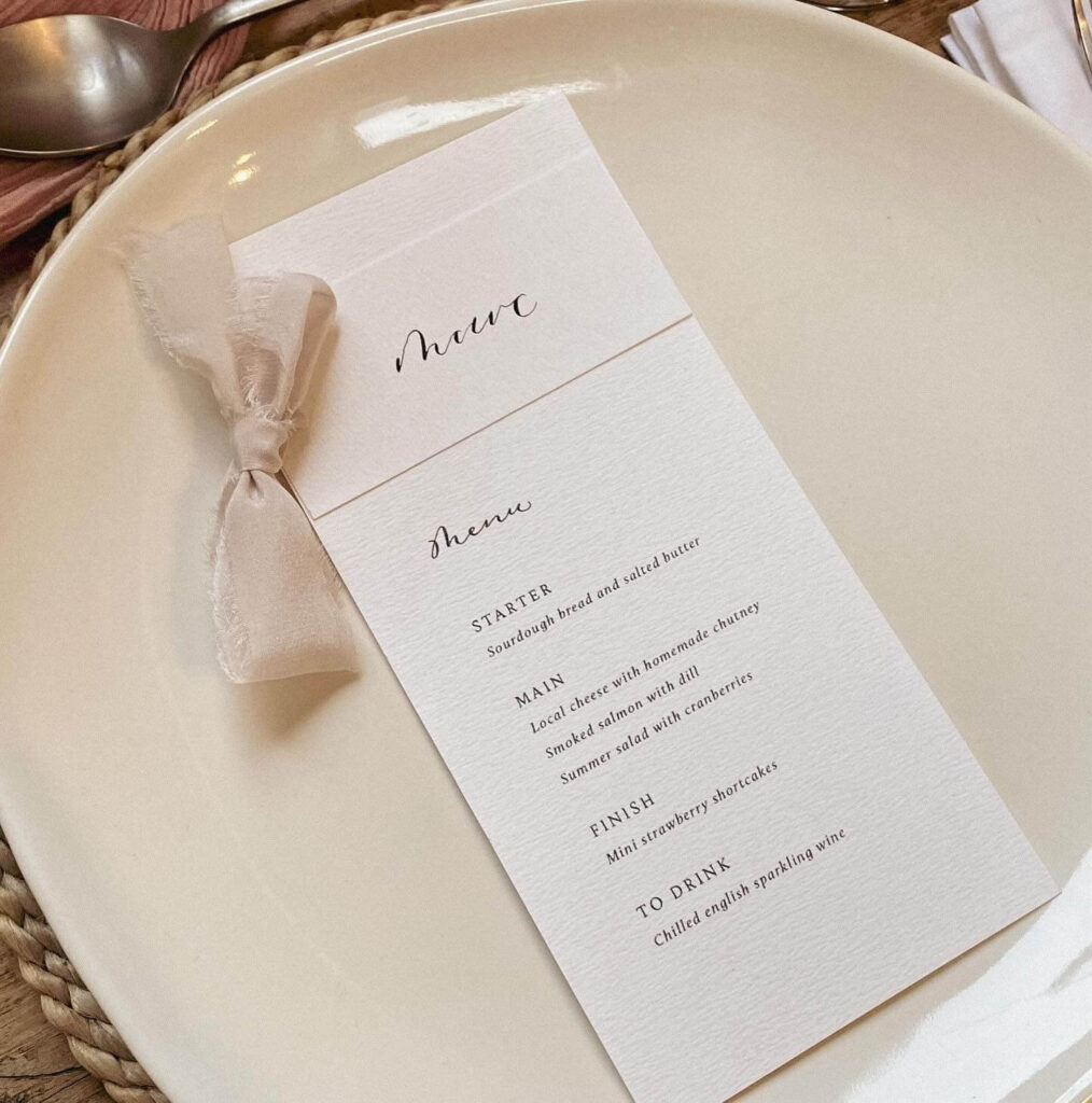 Wedding Place Card Ideas to Wow Your Guests 5