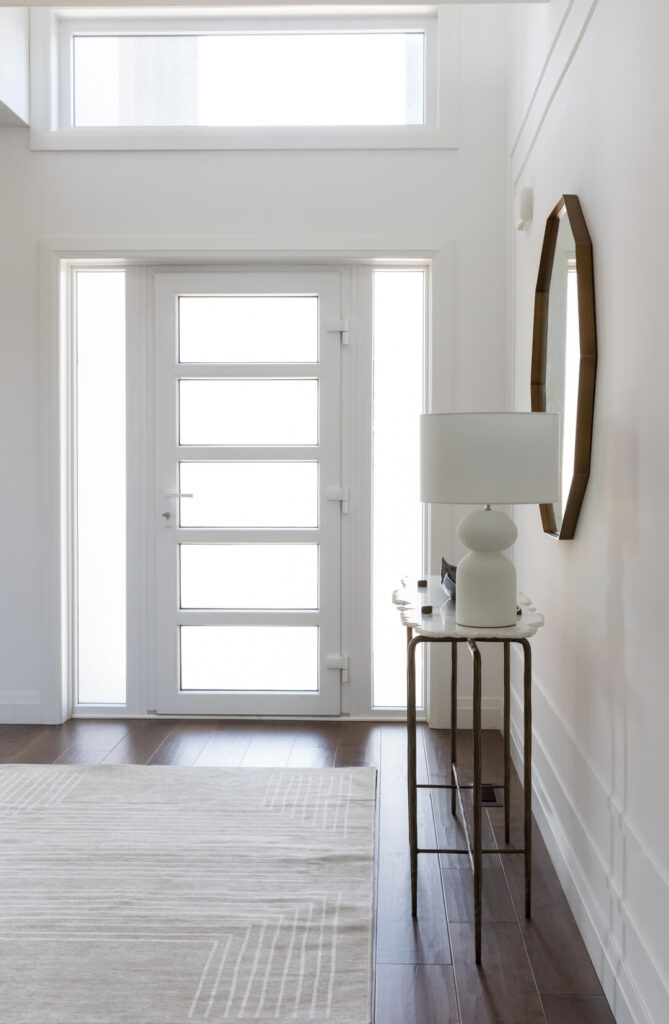 Entryway Ideas to Welcome in Style 6