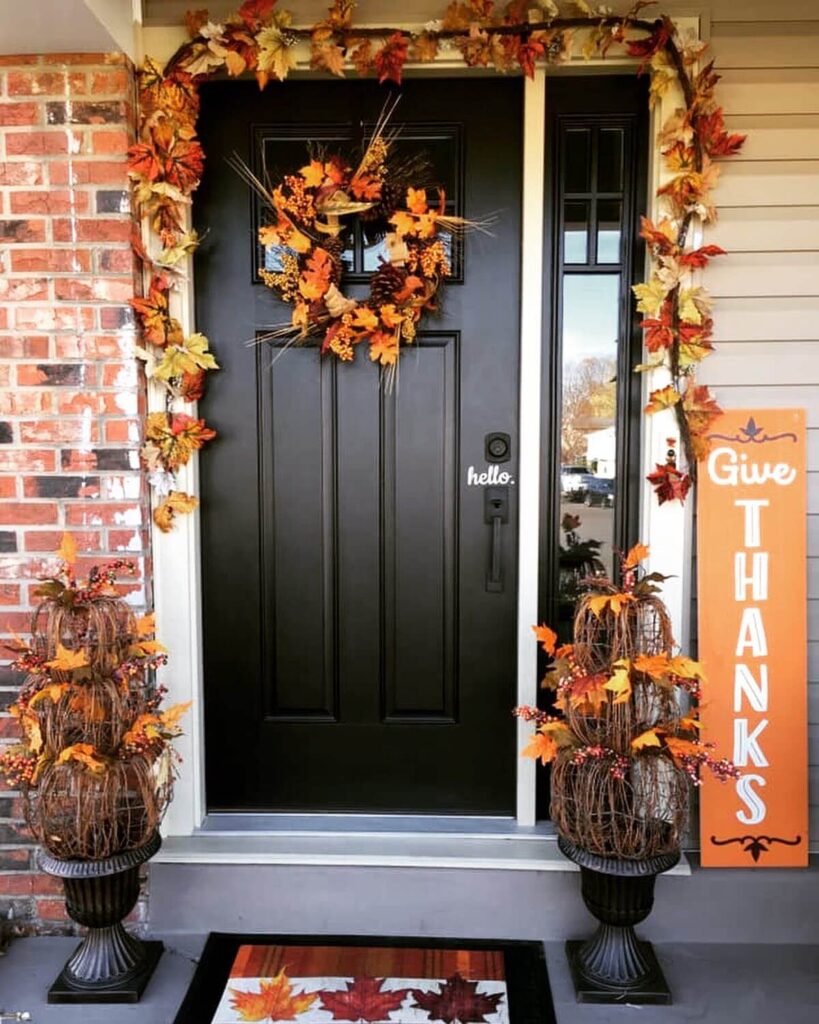 Thanksgiving Porch Decor Ideas to Welcome Fall 6