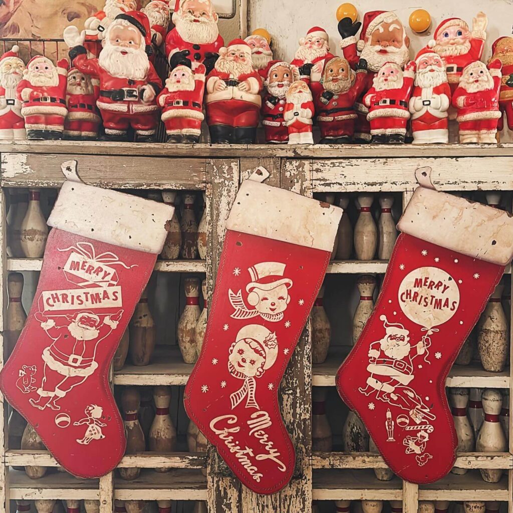 Farmhouse Christmas Decor Ideas You’ll Love 6