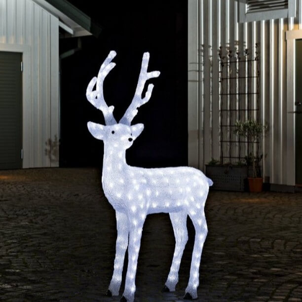 Christmas Lighting Ideas to Brighten the Season 6