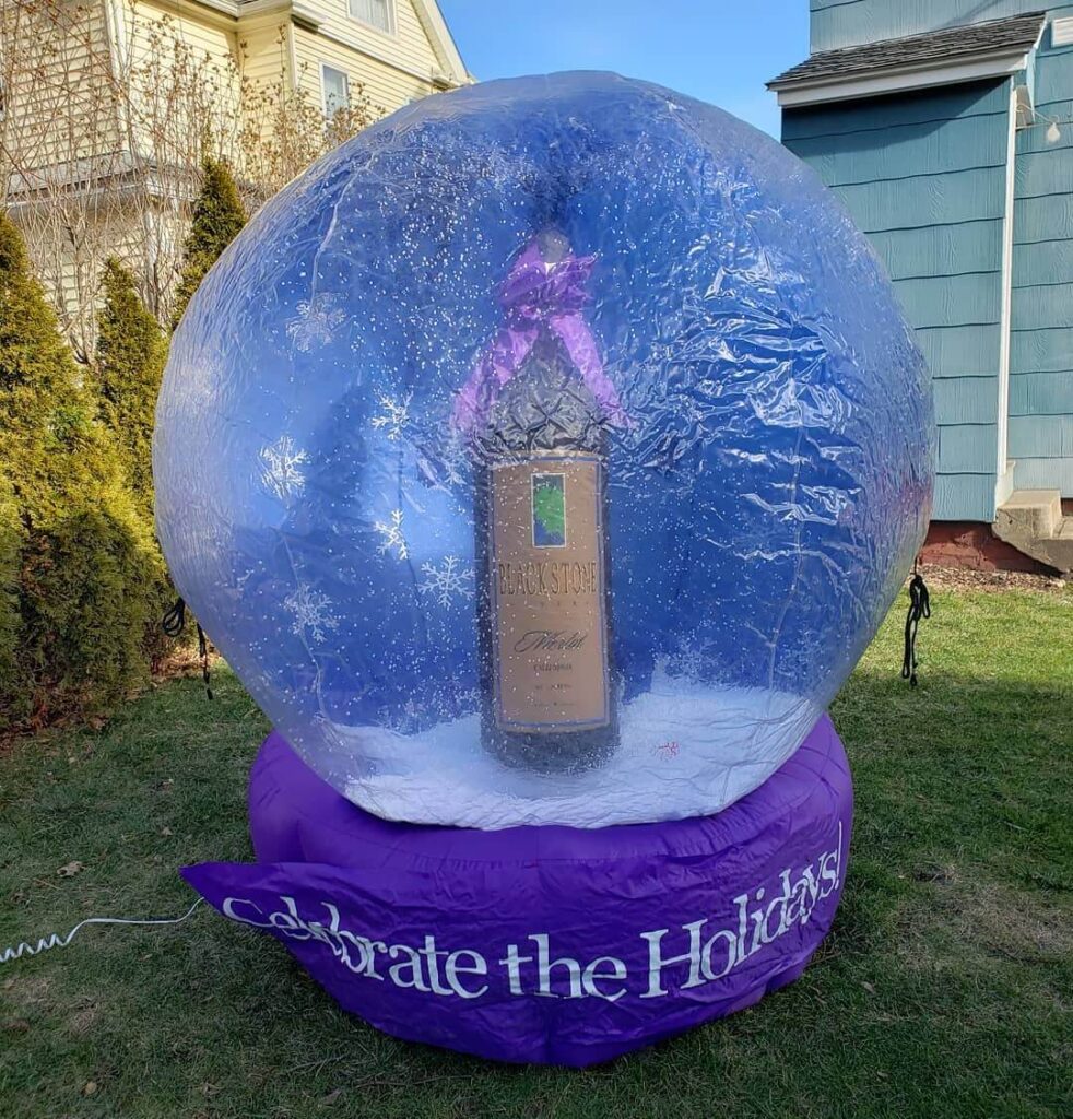 Christmas Yard Decor Ideas That Shine Bright 7