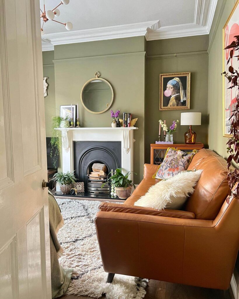 Small Living Room Layouts That Maximize Space 8