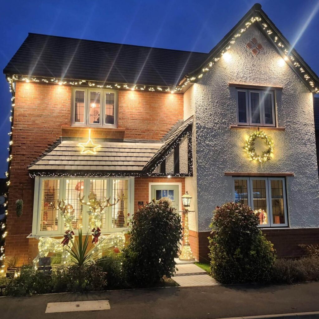 Christmas Outdoor Decorating Ideas to Wow 8