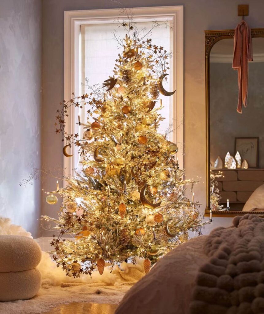 Christmas Tree Decor Ideas for Every Style 9