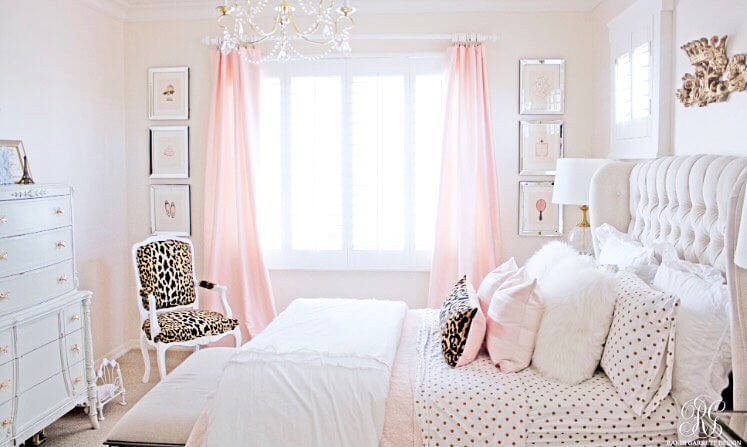 Elegant Pink and Gold Bedroom Designs to Love 10