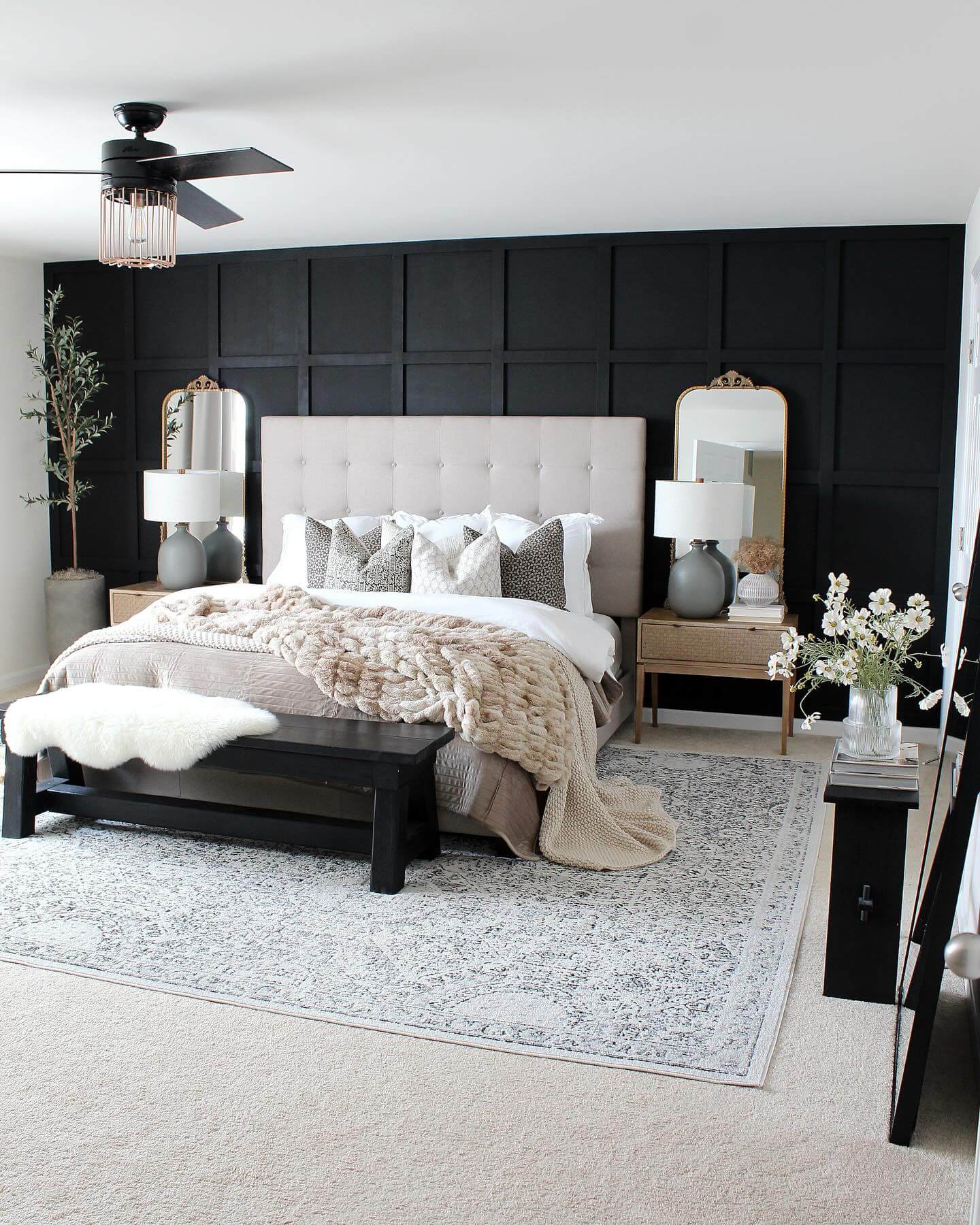 Modern Black Accent Wall Bedroom Inspiration 10