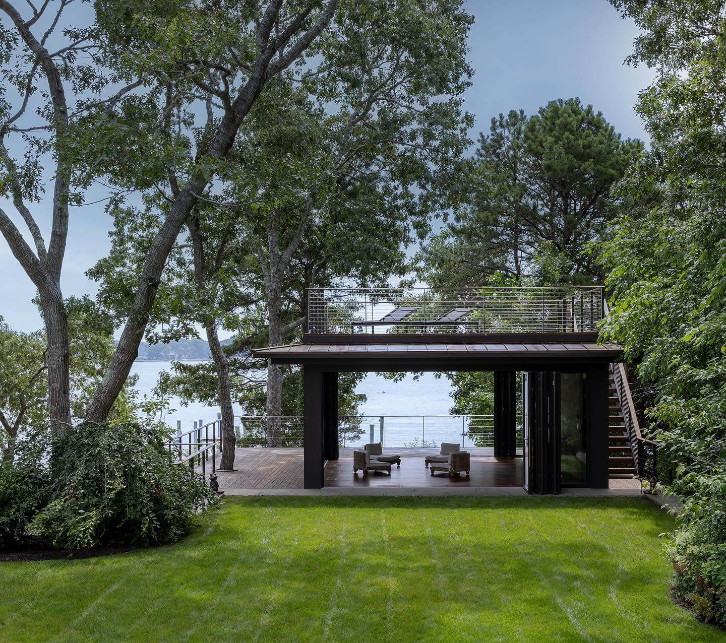 Stunning Backyard Gazebo Ideas to Transform Your Outdoor Oasis 11