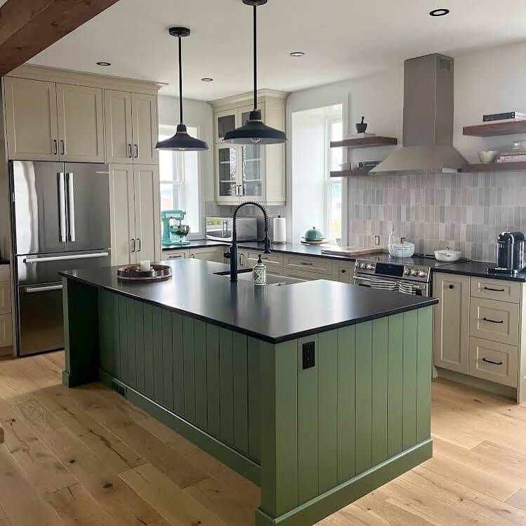 Farmhouse Kitchen Paint Colors That Instantly Warm Up Your Space 11