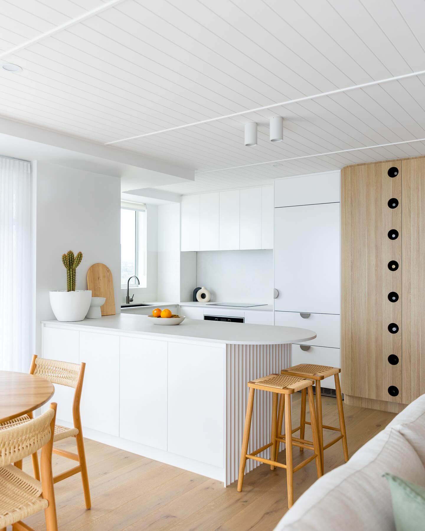 Small Apartment Kitchen Magic: Space-Savvy Ideas to Maximize Storage and Style (Even If You Rent) 12