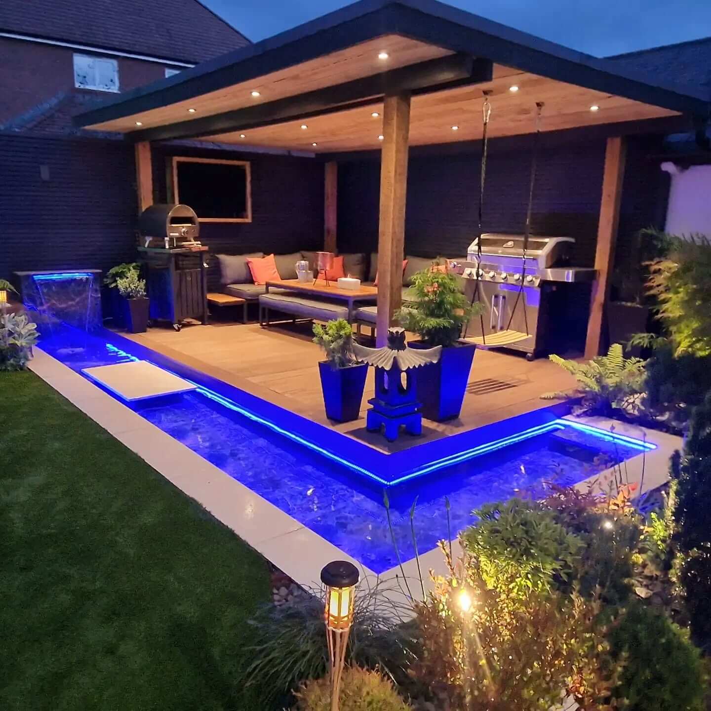 Stunning Backyard Gazebo Ideas to Transform Your Outdoor Oasis 14