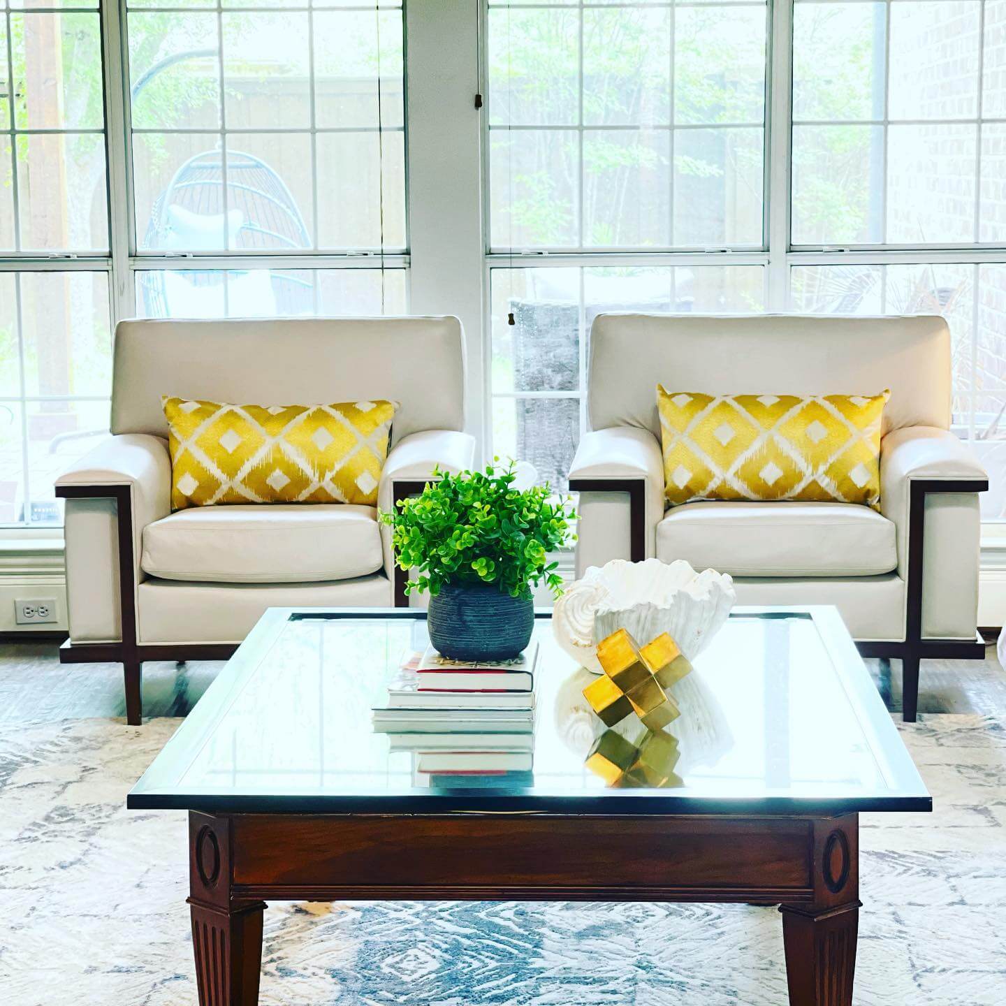 Rustic Modern Living Room Ideas You’ll Want to Steal: Cozy Character Meets Clean-Lined Style 15