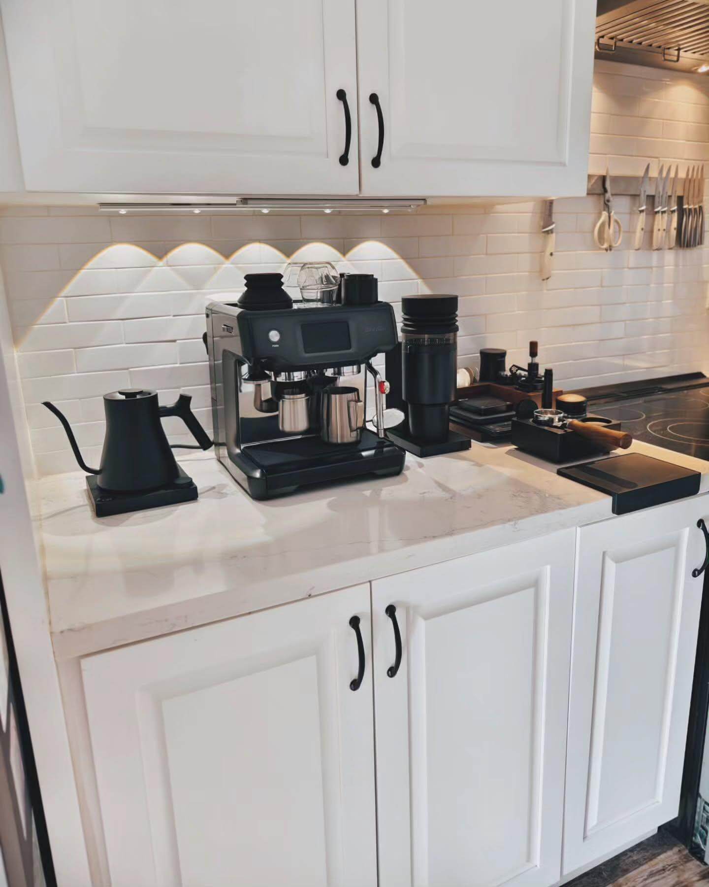 Genius Small Coffee Bar Ideas: Space-Saving Ways to Brew Big Style at Home 15