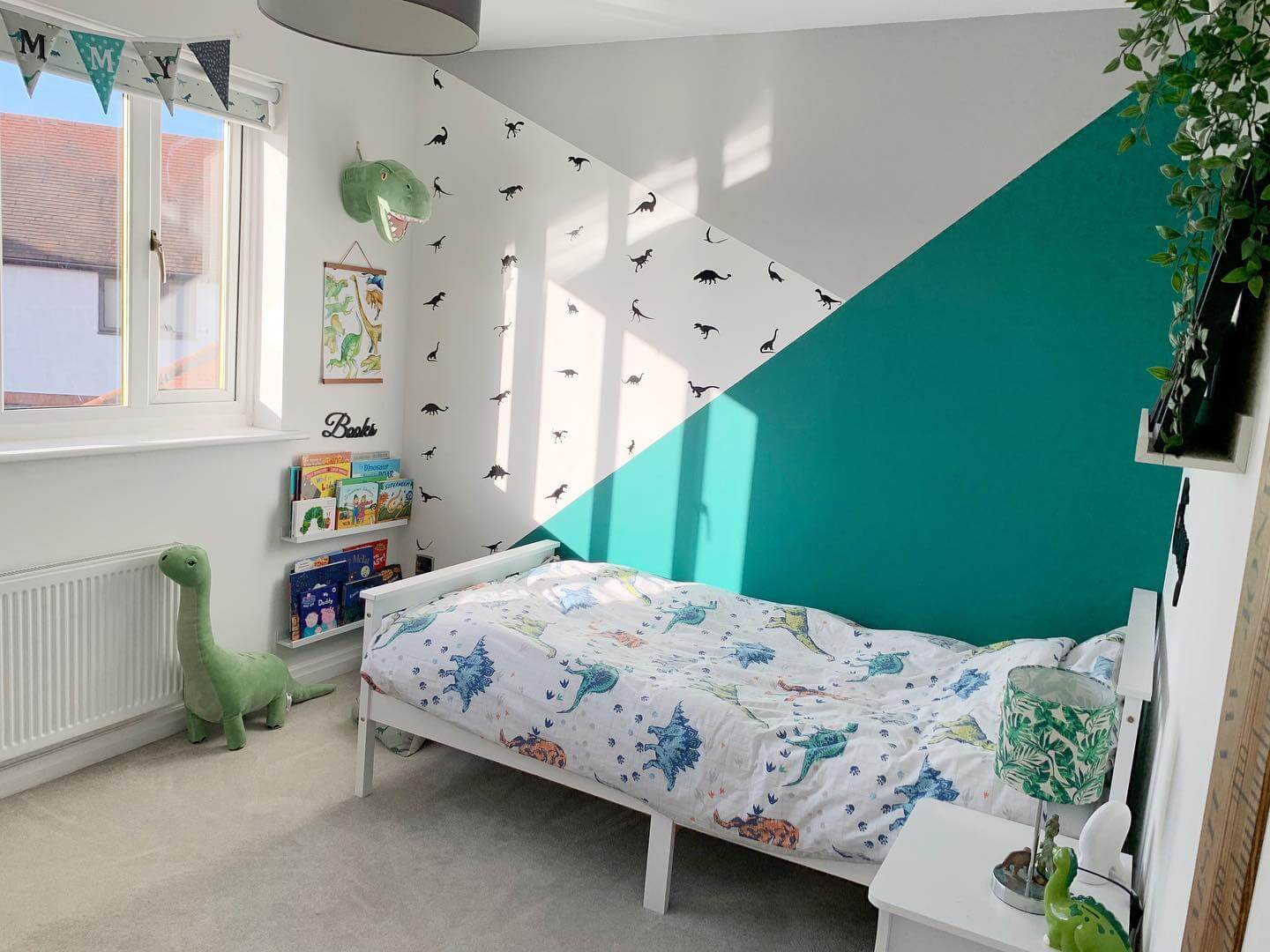 Smart Small Kids Bedroom Ideas That Maximize Space 16