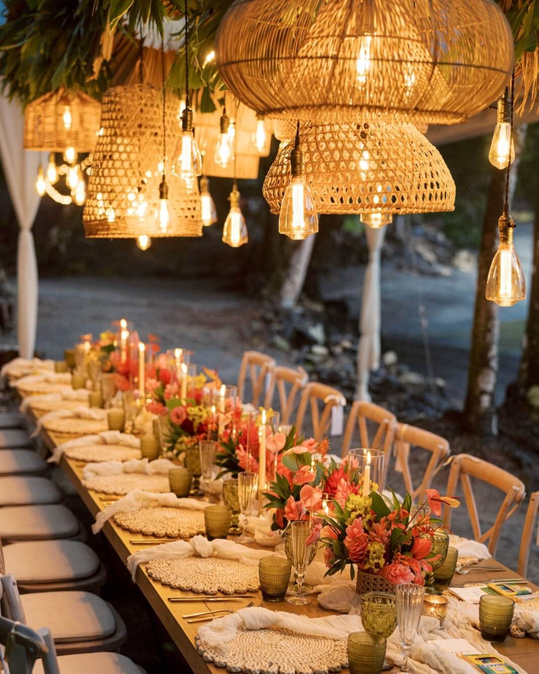 Effortlessly Chic Boho Wedding Ideas for a Free-Spirited Celebration 16