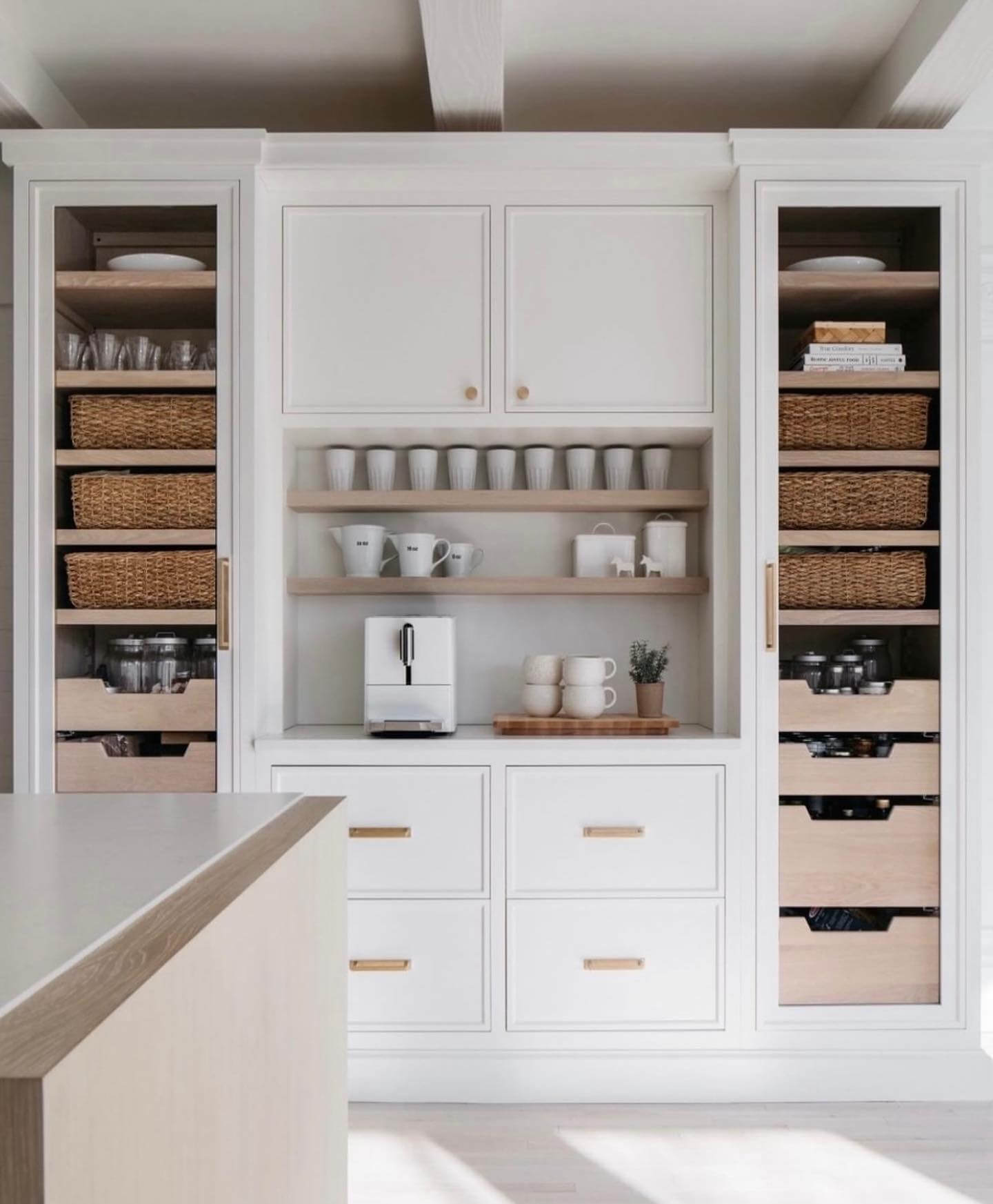 Genius Small Coffee Bar Ideas: Space-Saving Ways to Brew Big Style at Home 19