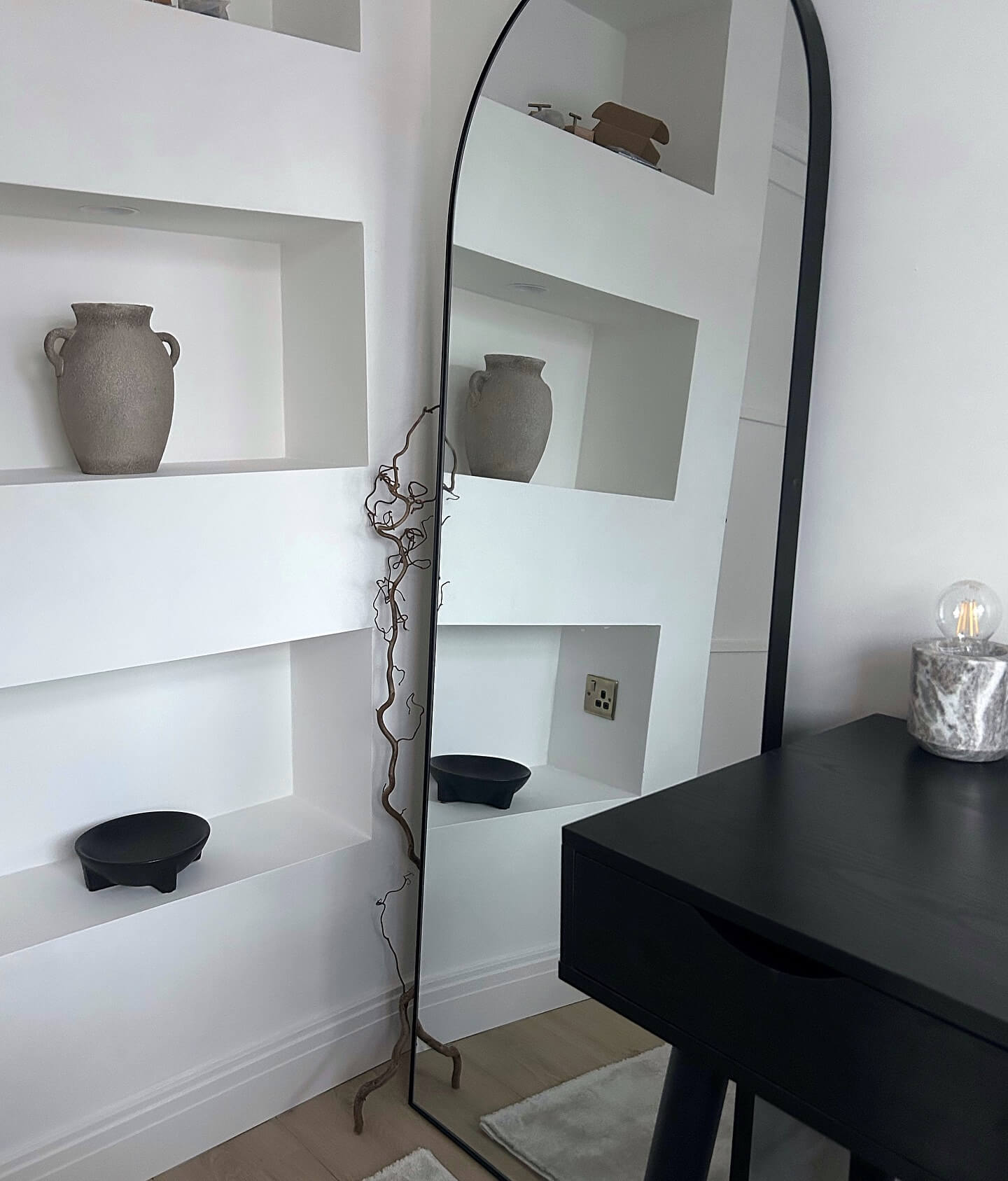 Wabi-Sabi Office: Design a Calm, Imperfect Workspace That Boosts Focus and Joy 2