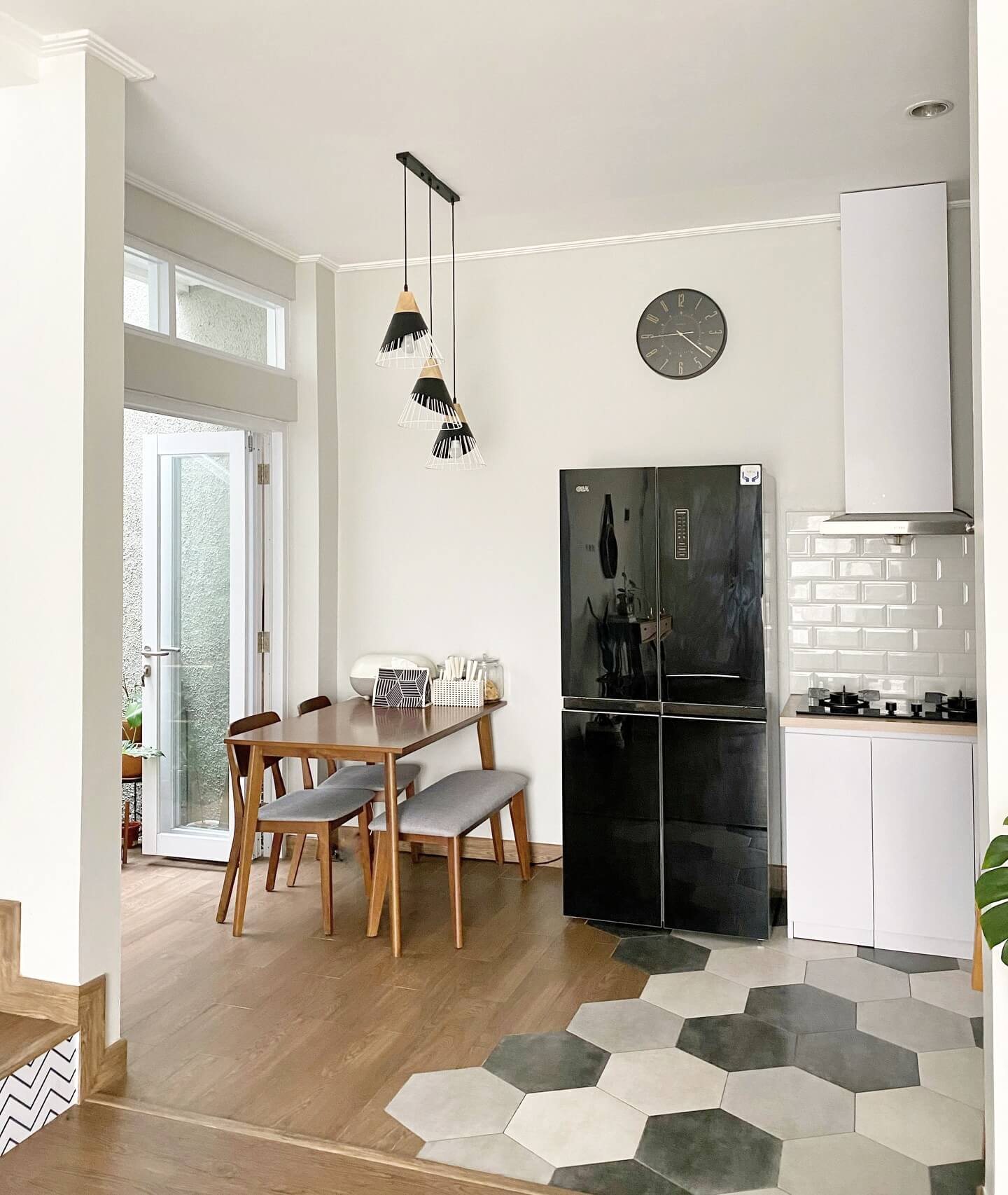 Space-Saving Small Dining Room Ideas 2