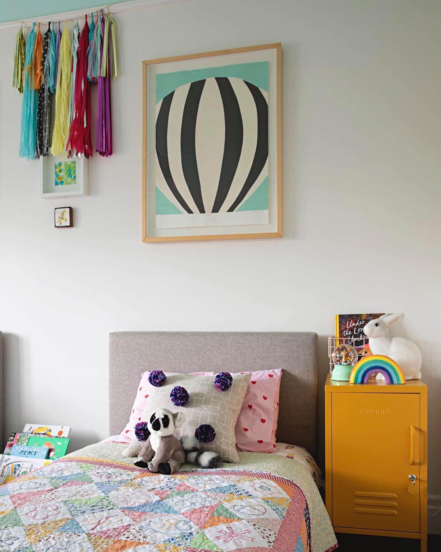 Smart Small Kids Bedroom Ideas That Maximize Space 2