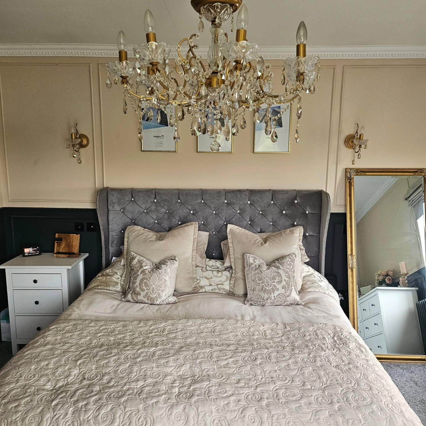 Elegant Pink and Gold Bedroom Designs to Love 20