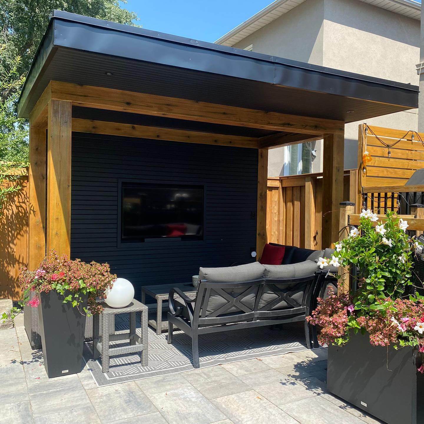 Stunning Backyard Gazebo Ideas to Transform Your Outdoor Oasis 24