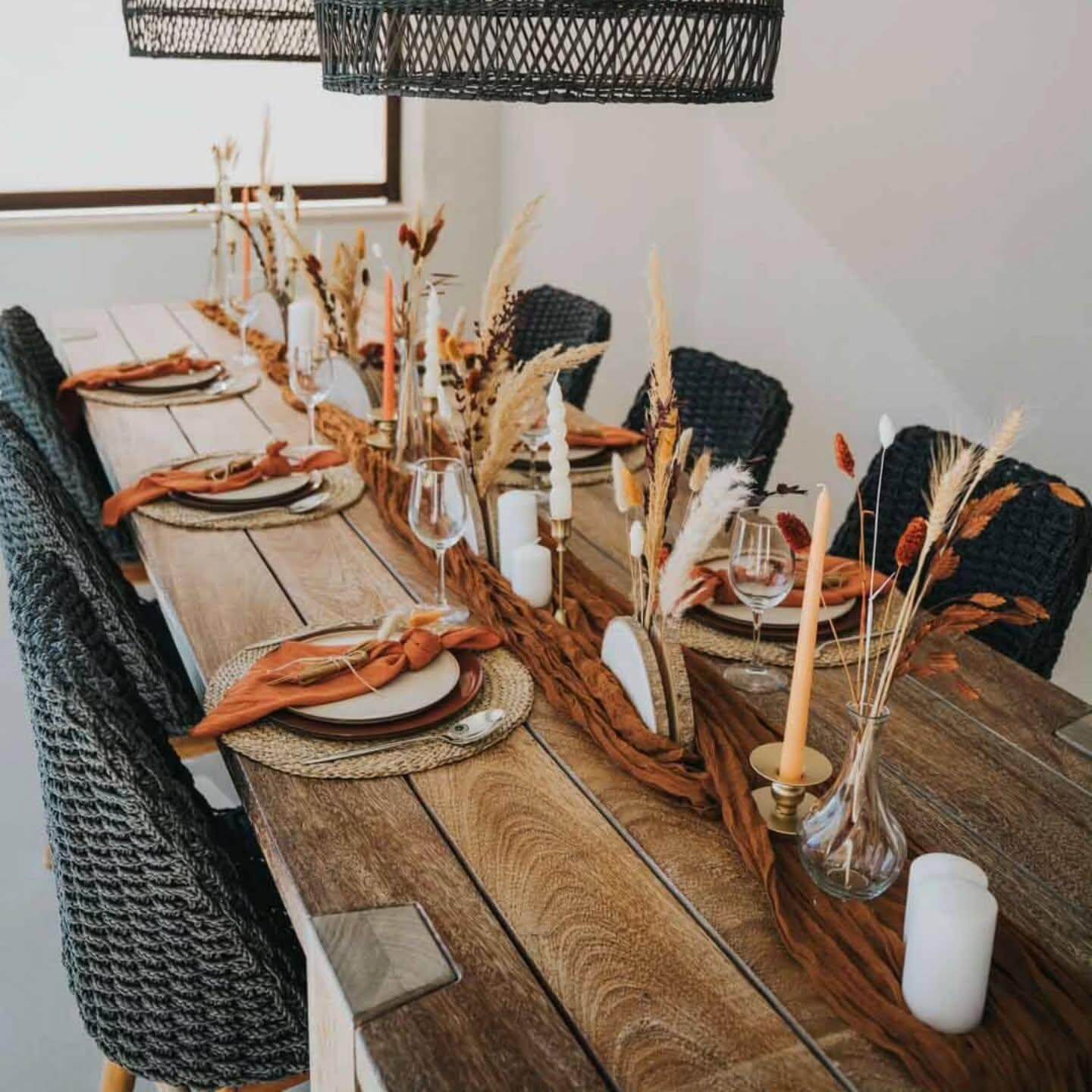 Effortlessly Chic Boho Wedding Ideas for a Free-Spirited Celebration 24