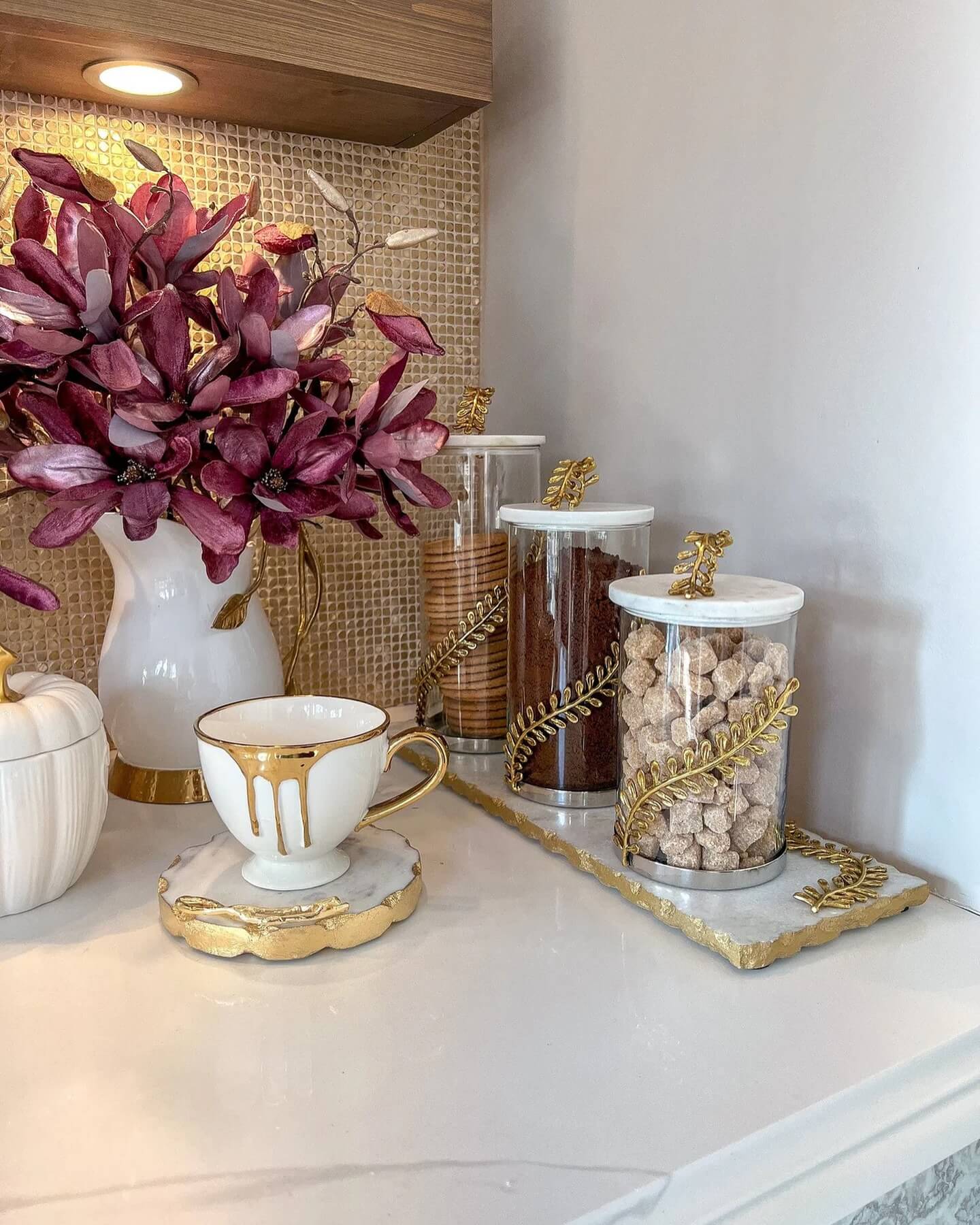 Genius Small Coffee Bar Ideas: Space-Saving Ways to Brew Big Style at Home 27