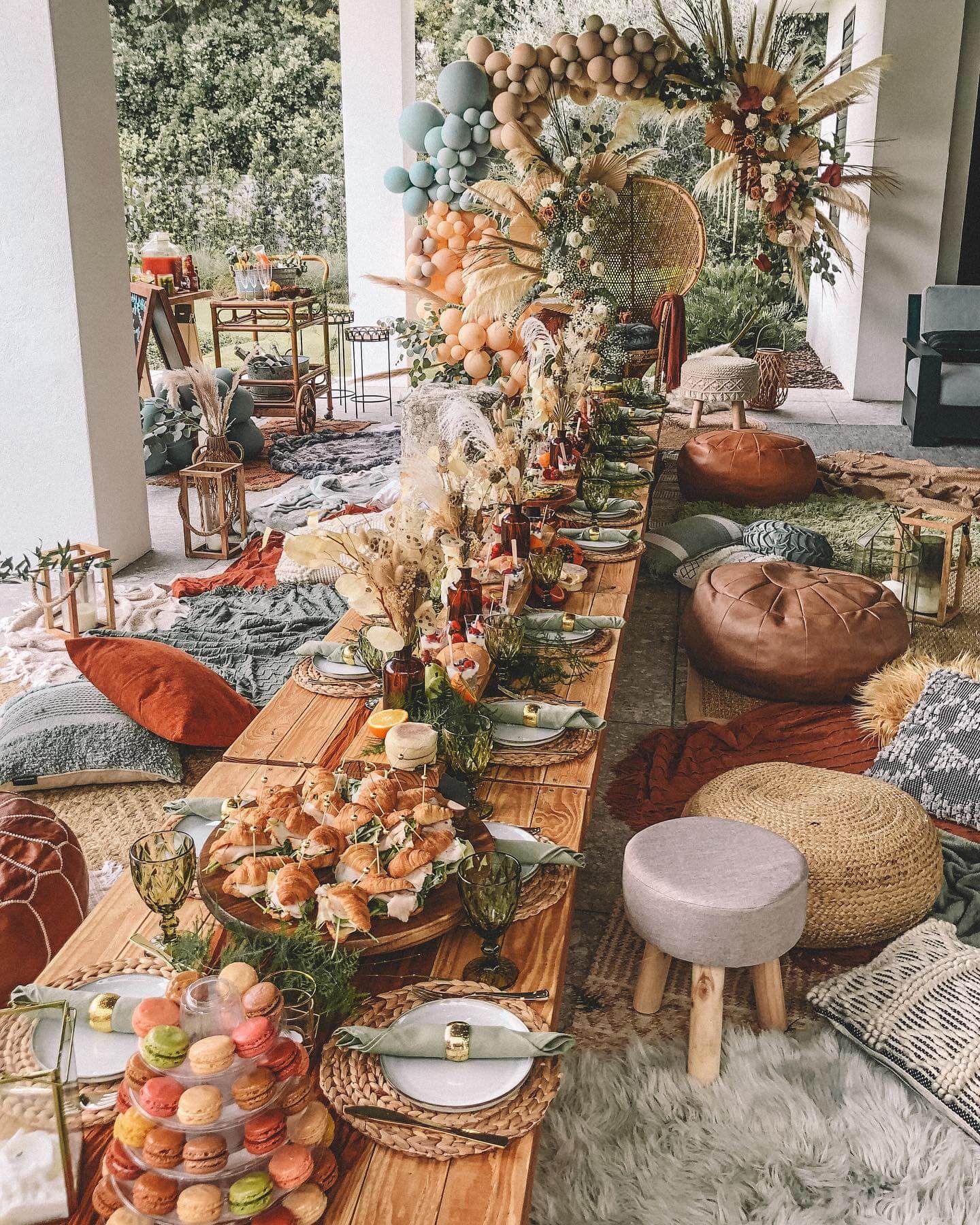 Effortlessly Chic Boho Wedding Ideas for a Free-Spirited Celebration 28