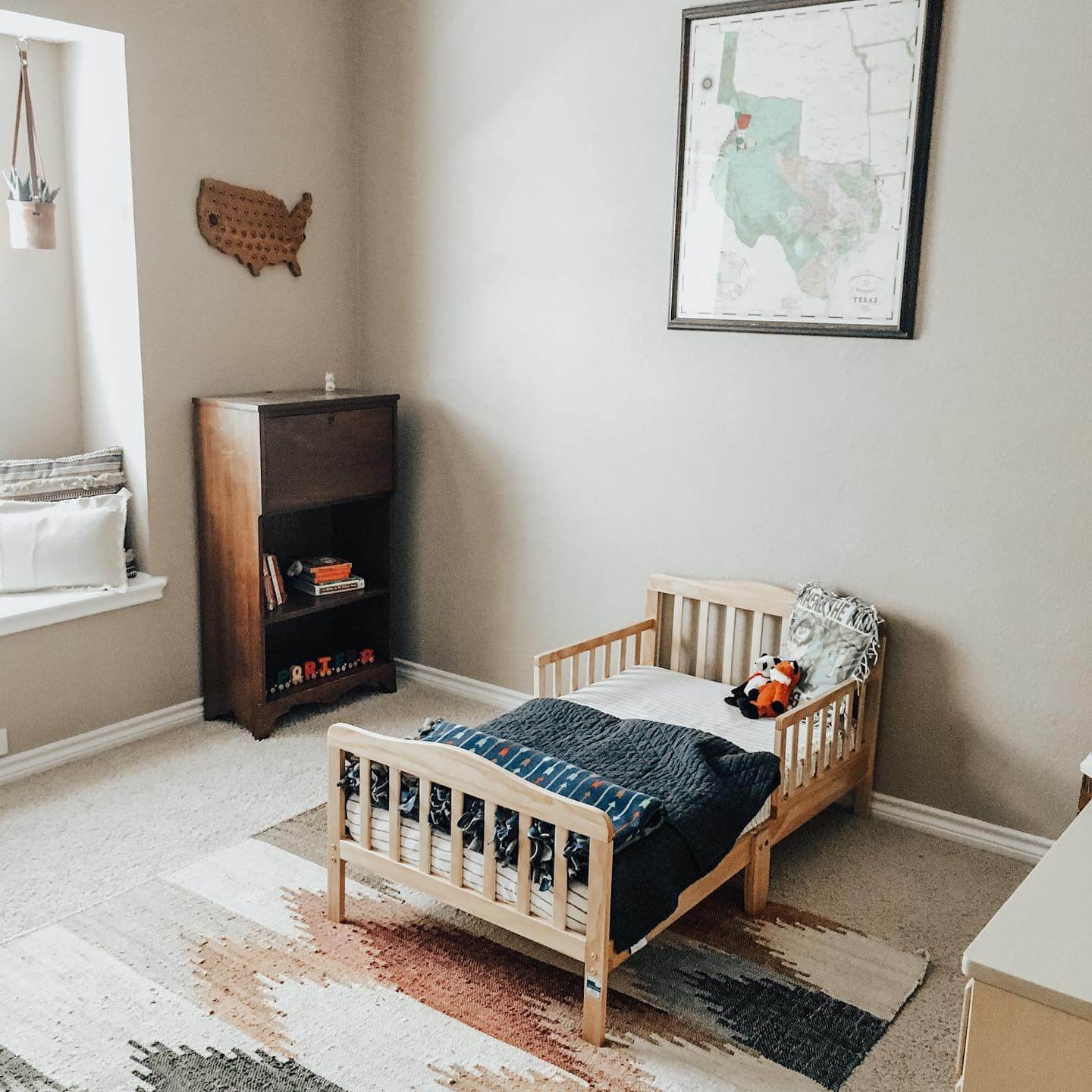 Adorable Toddler Bedroom Ideas for Any Budget 3