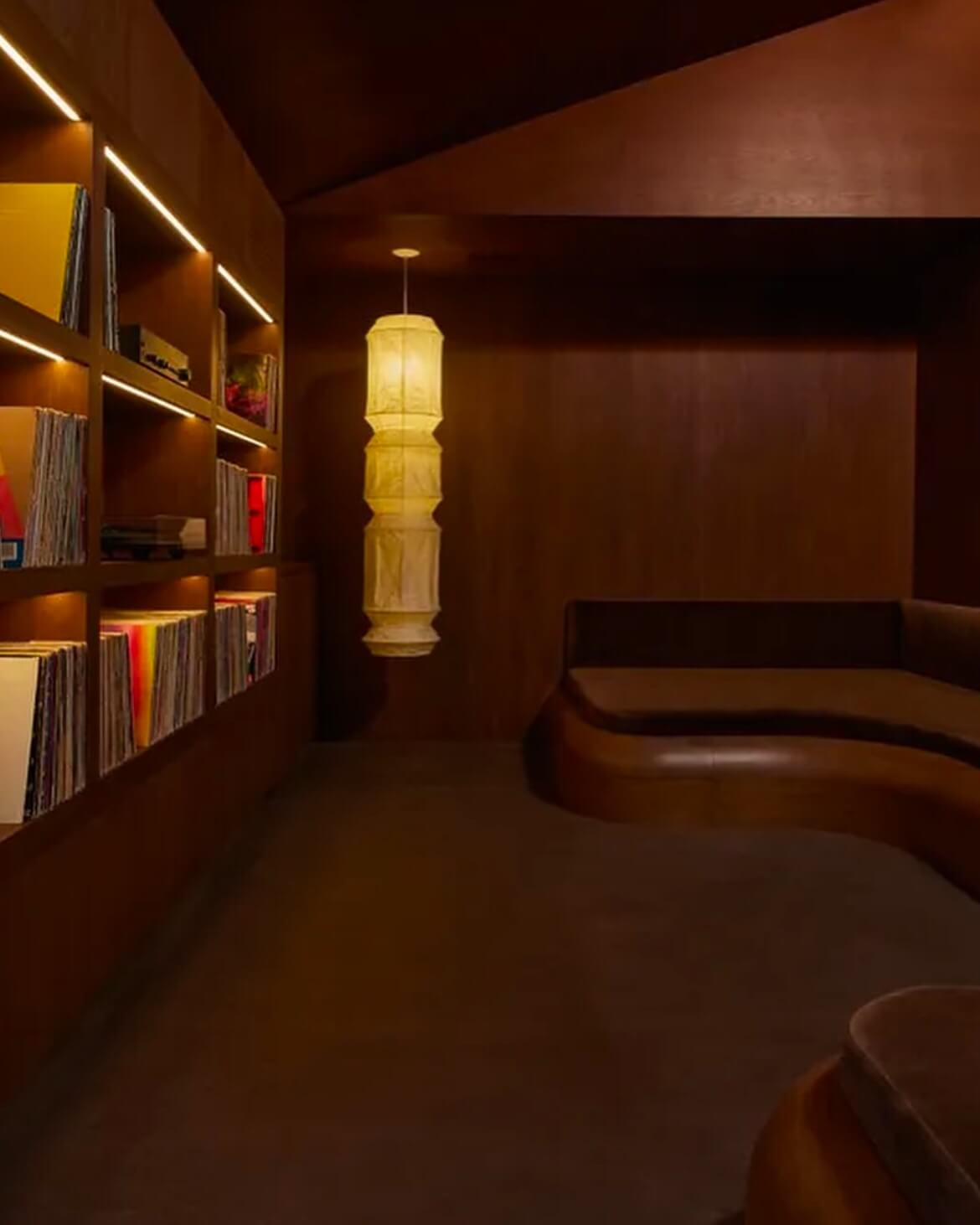 Wabi-Sabi Office: Design a Calm, Imperfect Workspace That Boosts Focus and Joy 30