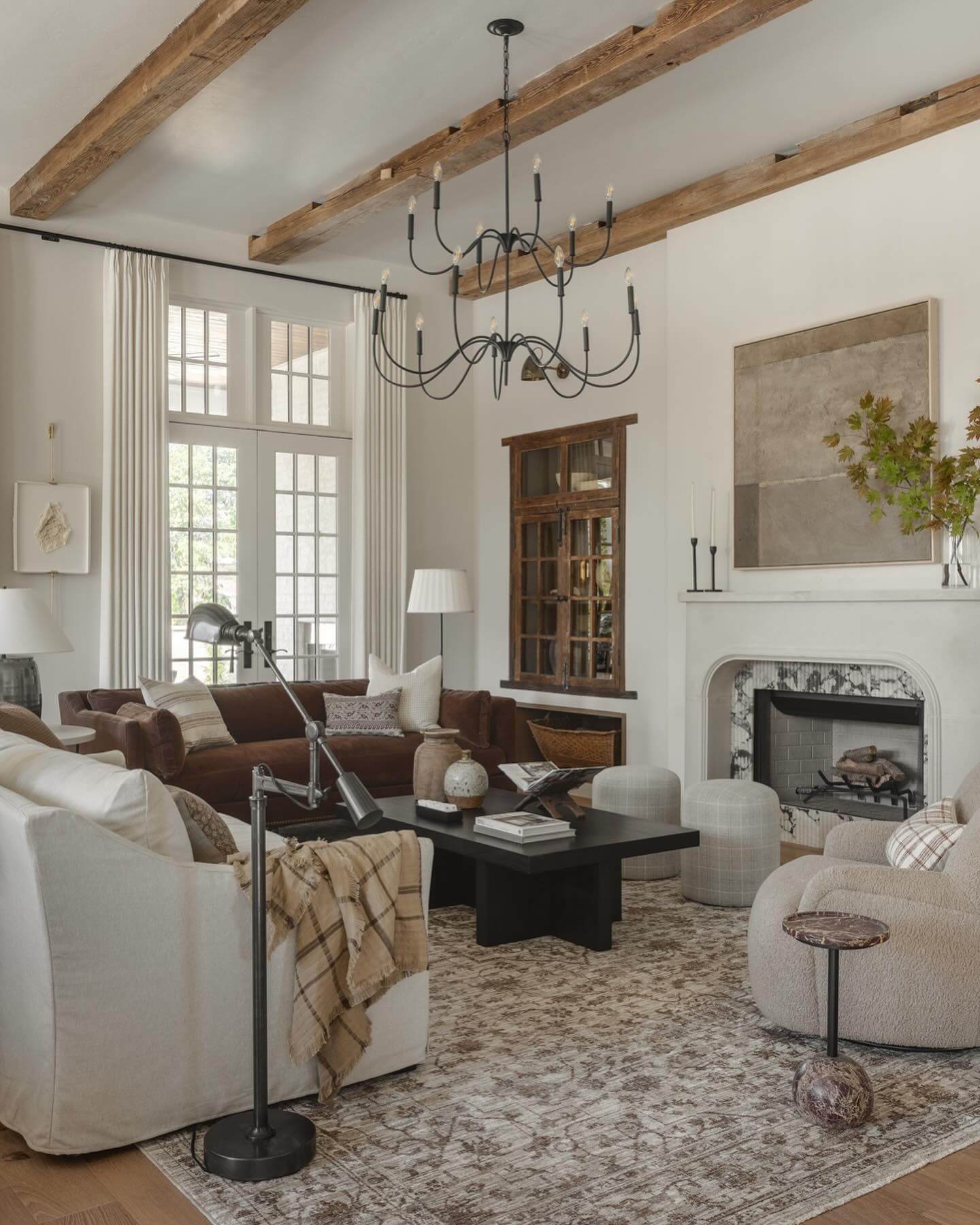 Rustic Modern Living Room Ideas You’ll Want to Steal: Cozy Character Meets Clean-Lined Style 5